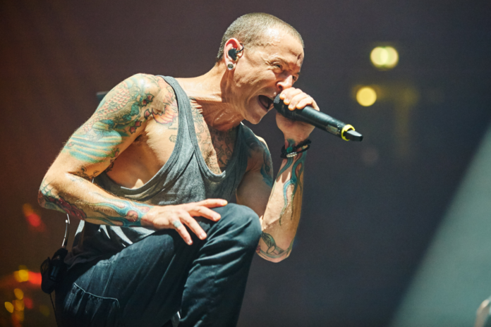 Teori Konspirasi Kematian Chester Bennington