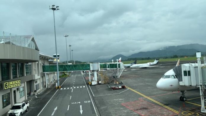 Bandara Sam Ratulangi Ditutup Imbas Erupsi Gunung Ruang (Foto: Kemenhub)