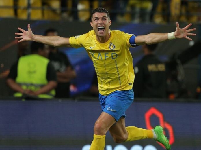 Cristiano Ronaldo usai mencetak 2 Gol di laga Al Nassr vs Al Ittihad. Hal ini membuat Ronaldo meraih rekor sebagai Top Score di Liga Arab Saudi. (foto: Instagram/@cristiano)