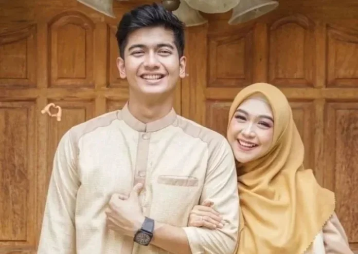 Ria Ricis dan Teuku Ryan. (Foto: Instagram/@teukuryantr)