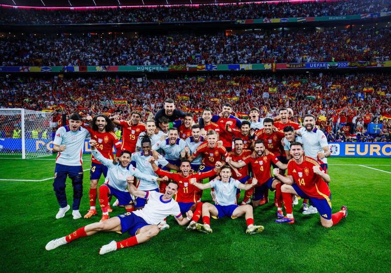 Timnas Spanyol. (foto: Instagram/@sefutbol)