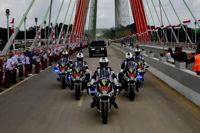 Kirab Bendera Pusaka dari Monas ke IKN Nusantara. (Foto: X@jokowi)