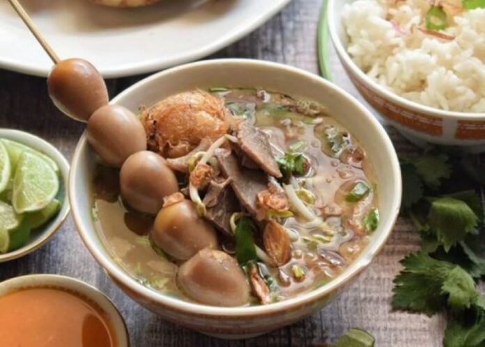 Soto Kudus. (Foto Pinterest)